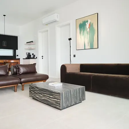 Villa Ashta / Color Block *