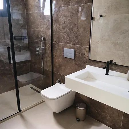 Villa Ashta / Color Block *