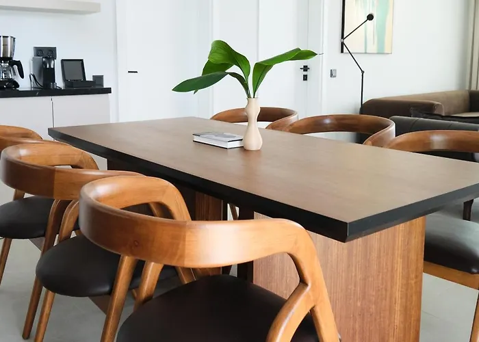 Ashta / Color Block * פאטהיה